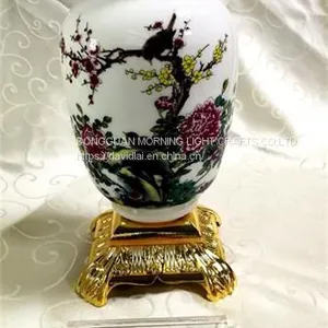 Creative Vase thumbnail-1