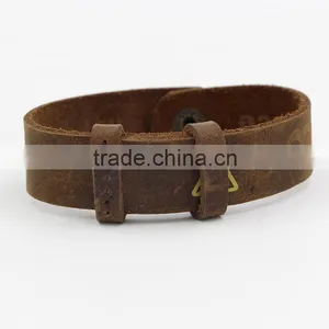 Custom Production Europe Leather Wrist Band Hot Press LOGO Genuine Leather Bracelet thumbnail-1