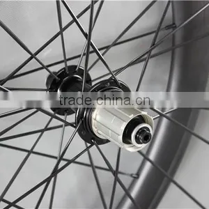 China Carbon Wheels Wide Edge Carbon Road Bike Wheels Carbon Bicycle Wheels W56C thumbnail-3