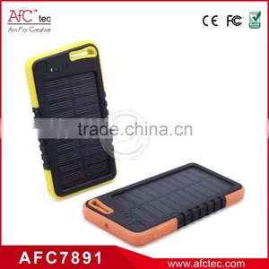 Outdoor 5000mah Waterproof Polymer Solar Mobile Power Bank thumbnail-1