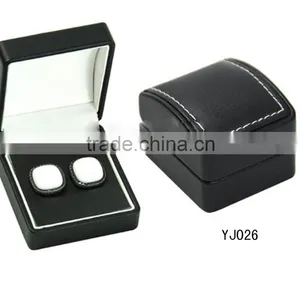 Leather Jewelry Box thumbnail-2