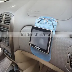 pu Gel Smartphone Holder for Car thumbnail-4