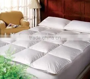 100 % Polyester Duvet thumbnail-1