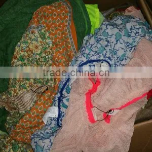 INDITEX SPANISH FASHION BRANDS APPAREL LEFTOVERS thumbnail-5