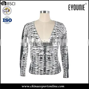 2017 Zebra Pattern Elastic Jacquard Deep V-neck Cardigan thumbnail-1