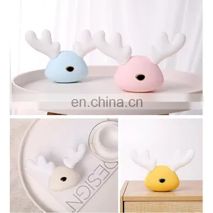 2021 Hot Sale Cute Deer Lamp Mini Rechargeable Portable Lamp For Bedroom Baby Car thumbnail-3