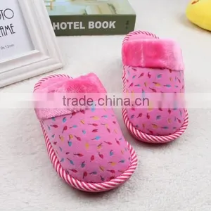 Good Quality Comfortable Family Kids Cotton Slippers Warm Indoor and Outdoor Slippers thumbnail-4
