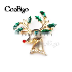Fashion Jewelry Charming Deer Head Rhinestone Pin Brooch Wedding Invitation Christmas Party Gift Apparel Accessories thumbnail-1