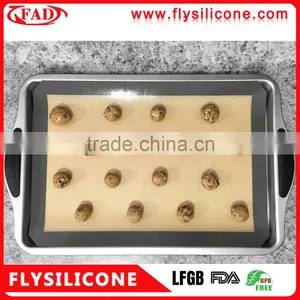 Making Cookie 16.5*11.6 Inch Non-stick Easy-cleaned Silicone Baking Mat thumbnail-5