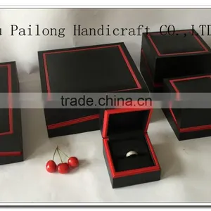 China Factory Wholesale Plastic Material Jewelry Box Custom Packaging Box for Necklace, Earring,bracelet and Ring thumbnail-2