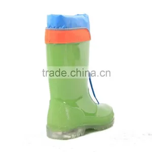 Hot Sell Green Color Cheap Kids Clear Pvc Rain Boots thumbnail-3
