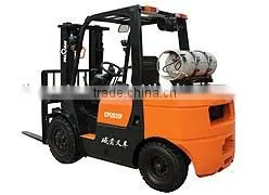 Gasoline (lpg) Forklift Truck thumbnail-1