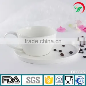 Wholesale Custom Design In Elegant Bone China Bulk Tea Cup Coffee Cup and Saucer thumbnail-1
