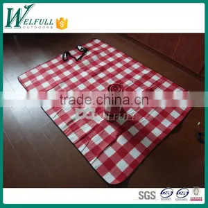 Disposable Fleece Picnic Blanket, Picnic Rug in Plaid Style thumbnail-1