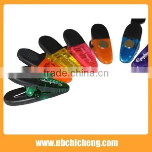 Small Plastic Magnetic Clip/Plastic Money Clip/Plastic Magnetic Clip thumbnail-1