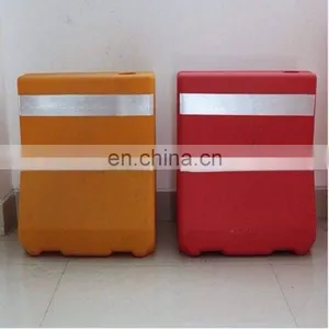 Industrial Safety Products AND Traffic Safety Products With Reflective Tape Factory Gate Price Concrete Barriers thumbnail-2