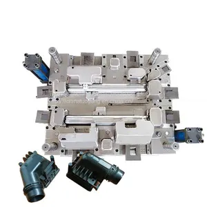 Auto Radiator Plastic Water Tank Mould thumbnail-2