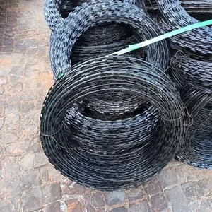 High Quality Razor Barbed Wire 0.5mm-5.0mm Barbed Wire Galvanized Bto-16 Galvanized Razor Barbed Wire Protection BOLI thumbnail-3