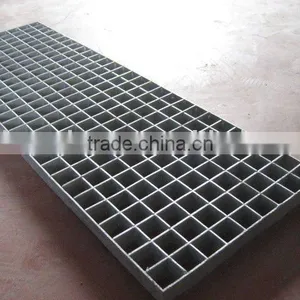 Galvanized Grating thumbnail-1