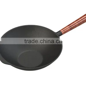 Non-stick Preseasoned Cast Iron Wok With Wooden Handle thumbnail-1