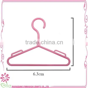 Wholesale Doll Clothes Hangers Plastic Hanger for Doll thumbnail-2