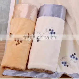 Embroider and Jacquard Bath Towel thumbnail-1