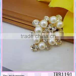 Rhombic Decoration Accessory Rhinestone Button With Plastic Pearl for Wedding and Party With Quick Delivery thumbnail-1