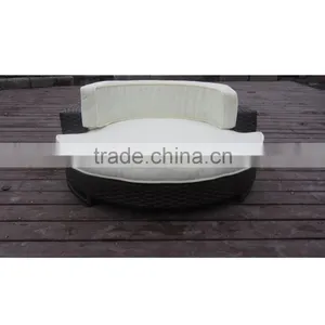 Large Rattan Dog House Daybed thumbnail-1