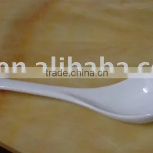 Porcelain Spoon thumbnail-1