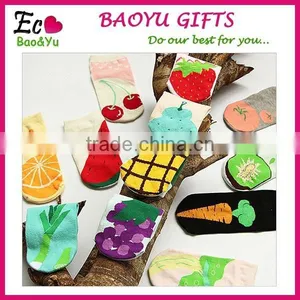 2015 Top Selling Fruits And Vegetables Pattern Fashion Socks Creative Winter Socks Custom Print Socks thumbnail-1
