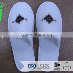 Waffle Comfortable Disposable Slippers With Embroidery Logo /washable Hotel Room Slippers thumbnail-1