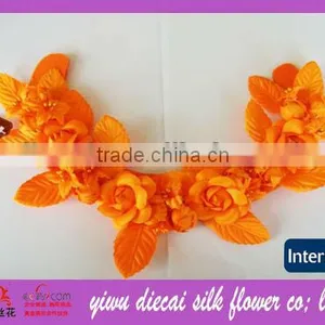 Gorgeous Blooming Flower Necklace thumbnail-1