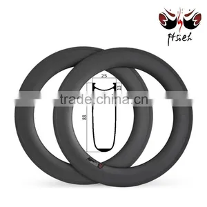 2015 700C 88mm Clincher Wide U Shape Carbon Rims 25mm Width Carbon Rims for Road and Track Bike 3K UD 12K thumbnail-1