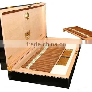 Luxury Wooden Cigar Box thumbnail-1