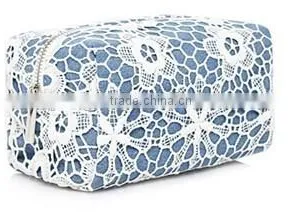 Chicest Travel Necessary Floral Crochet Cosmetic Case to Storage for Makeup Brushes thumbnail-2