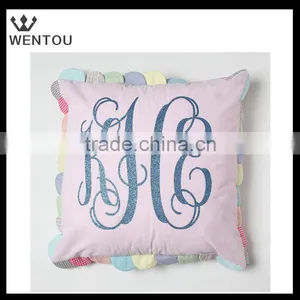 Scalloped Edge Seersucker Pillow Cover thumbnail-2