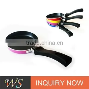 Non-stick Mini Round Pan thumbnail-1
