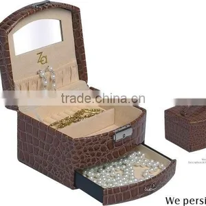 Leather Jewelry Box Lockable Earrings Rings Nceklaces Jewelry Case With Mirror And Drawers thumbnail-1