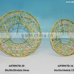 Rattan Florist Holder thumbnail-1