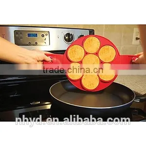 2017 Wholesale Cooking Tools Flip Multiple Silicone Pancake Maker Flippin Fantastic thumbnail-5