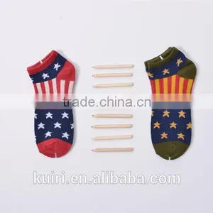 Hot Sale Cotton Germany's Harajuku Hip Hop Maple Leaf Socks Men's Street Boat Sock for Male thumbnail-1