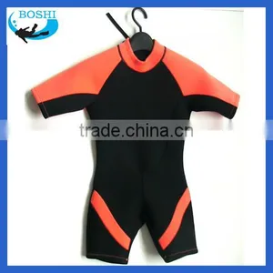 New Stylish Short Sleeve Neoprene Surfing Wetsuit thumbnail-2