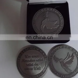 Factory Sale 2015 Custom Make Antique Silver Metal Souvenit Dove of Peace Double Side Coin With Velvet Gift Box thumbnail-1