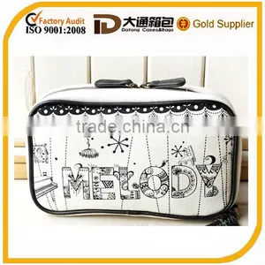 Practical Colorful Flower Printing Canvas Cosmetic Bag With pu Zipper Head thumbnail-1