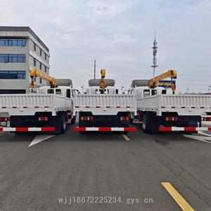 Sinotruk Double-row Seat Export-type Truck-mounted Crane With Anti-corrosion Electrophoretic Cargo Box and Xcmg Crane thumbnail-5