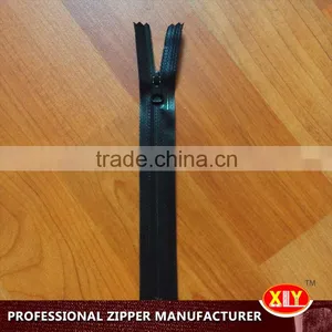 Shenzhen Xly Wholesale Insertion Pin Nickel Free Waterproof Zipper thumbnail-3