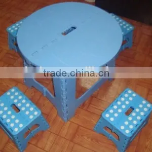 Folding Table thumbnail-1