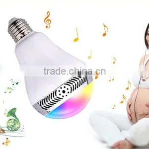 Bluetooth Smart RGBW LED Light Bulb Speaker thumbnail-1
