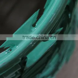Electro-galvanized Razor Wire/razor Barbed Wire Mesh Fence With Surprise Price thumbnail-6