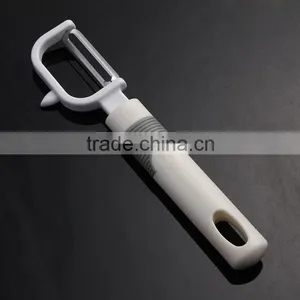 Vegetable Fruit Plastic Peeler Parer thumbnail-2